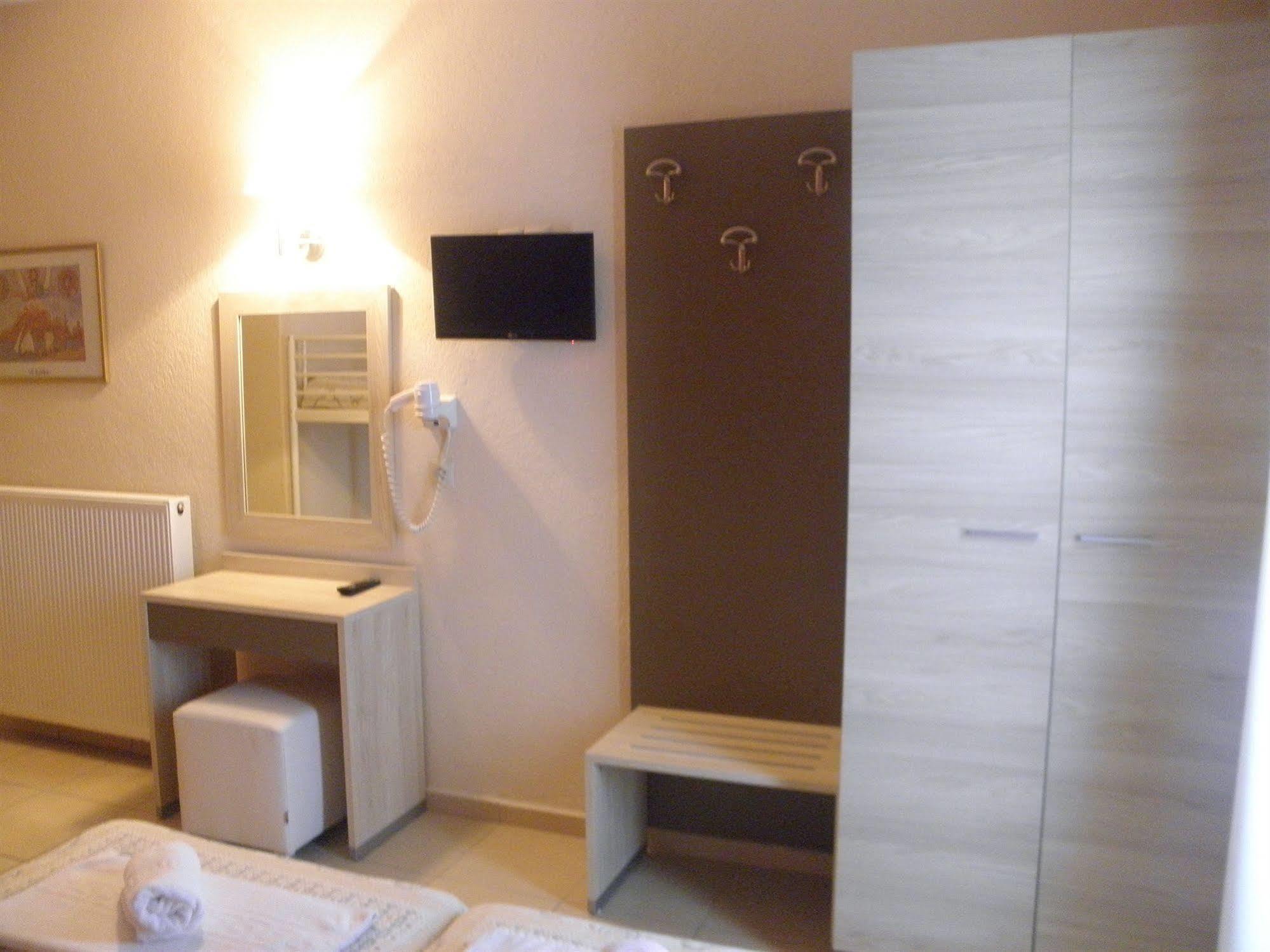 Makedonia Hotel Ouranoupoli Dış mekan fotoğraf